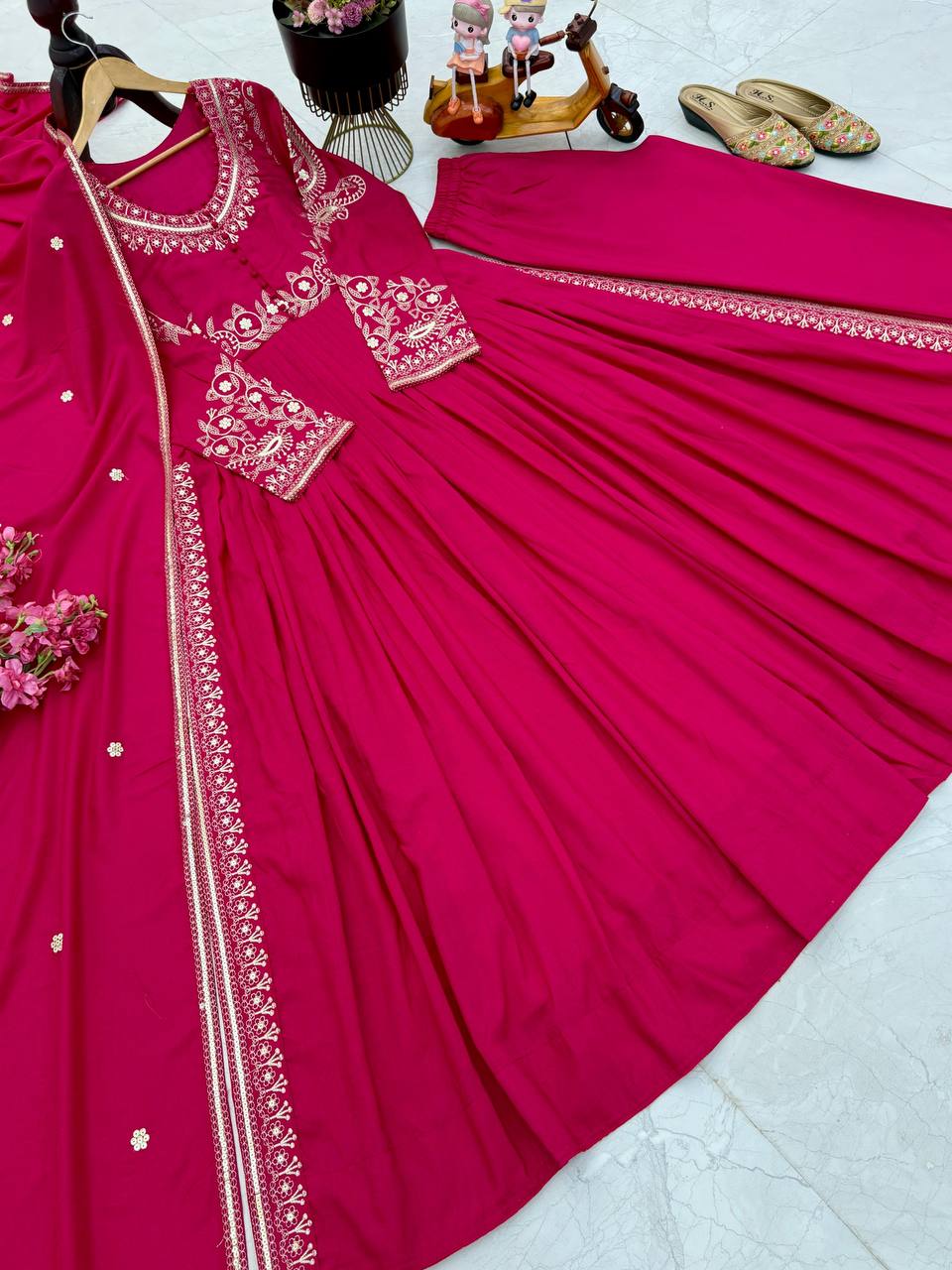 Pink Royal Outfit